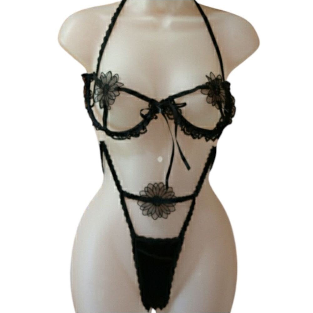 Frederick's of Hollywood Black Sexy Floral Cage Bra & Thong Lingerie Se…